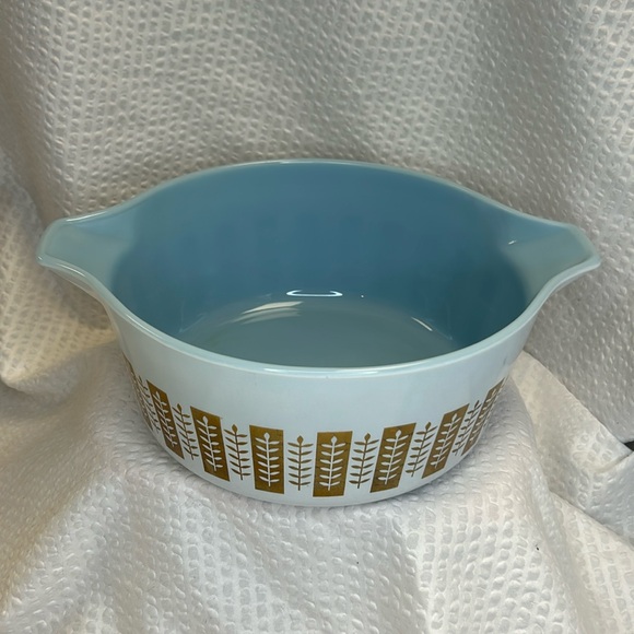 PYREX 1961 Delphite Cinderella #475-B Casserole Vintage